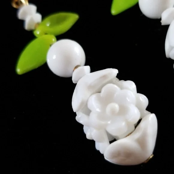 Vintage 1960s Mid Century Fruit Salad Floral Pierced Earrings - Picture 8 of 11